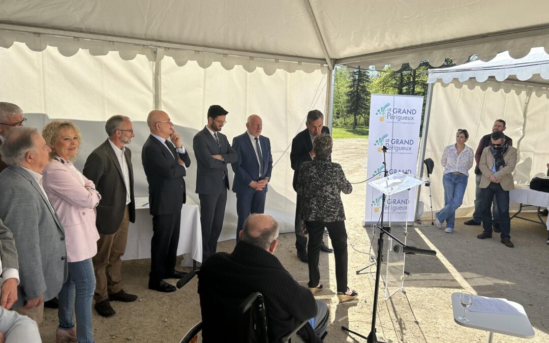 Pose de la première pierre du nouveau gymnase de Sarliac-sur-l’Isle